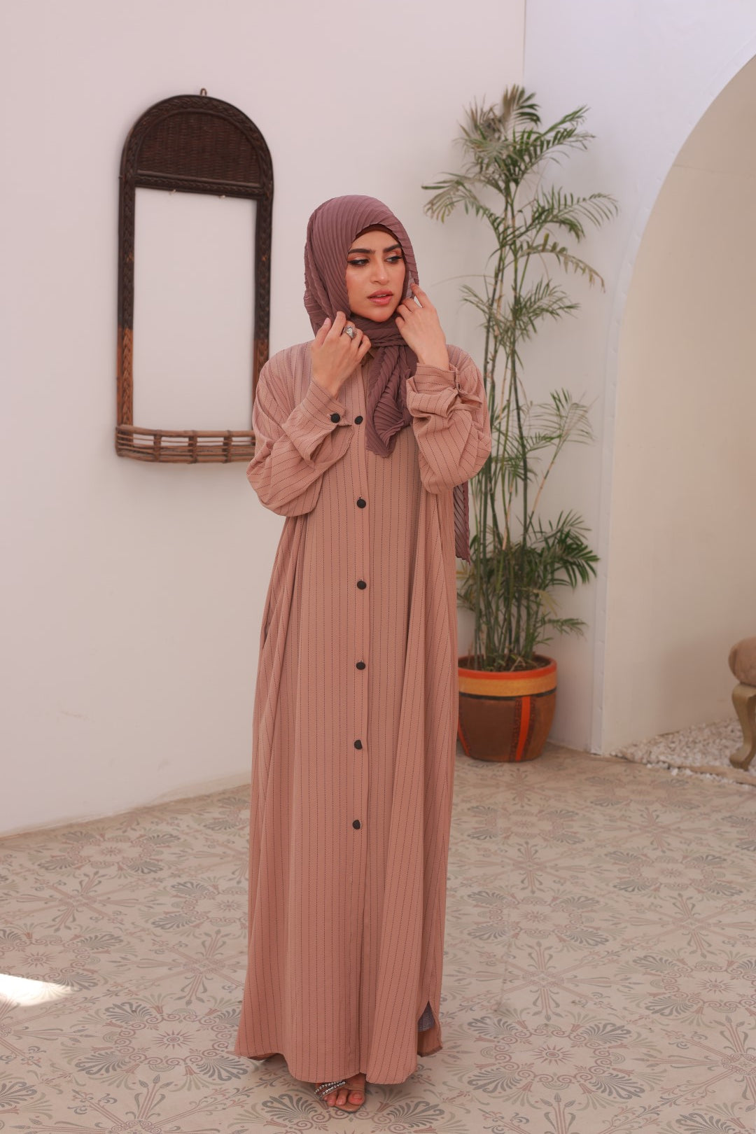 Linear Button Down