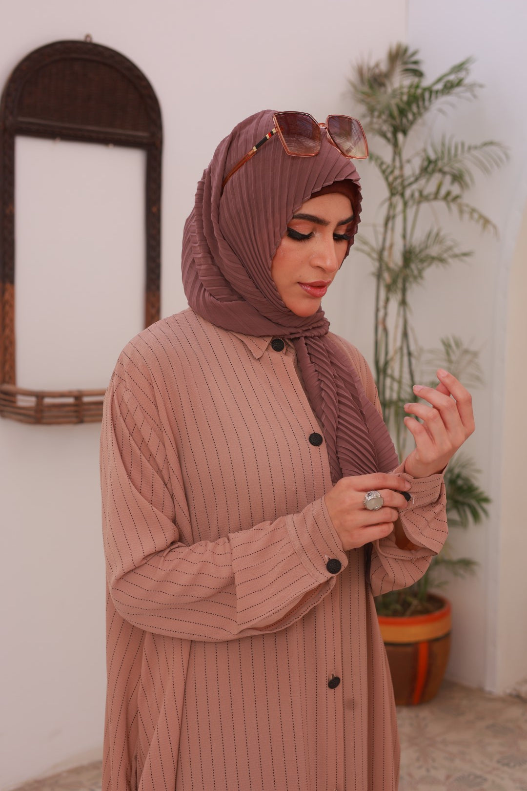 Linear Button Down