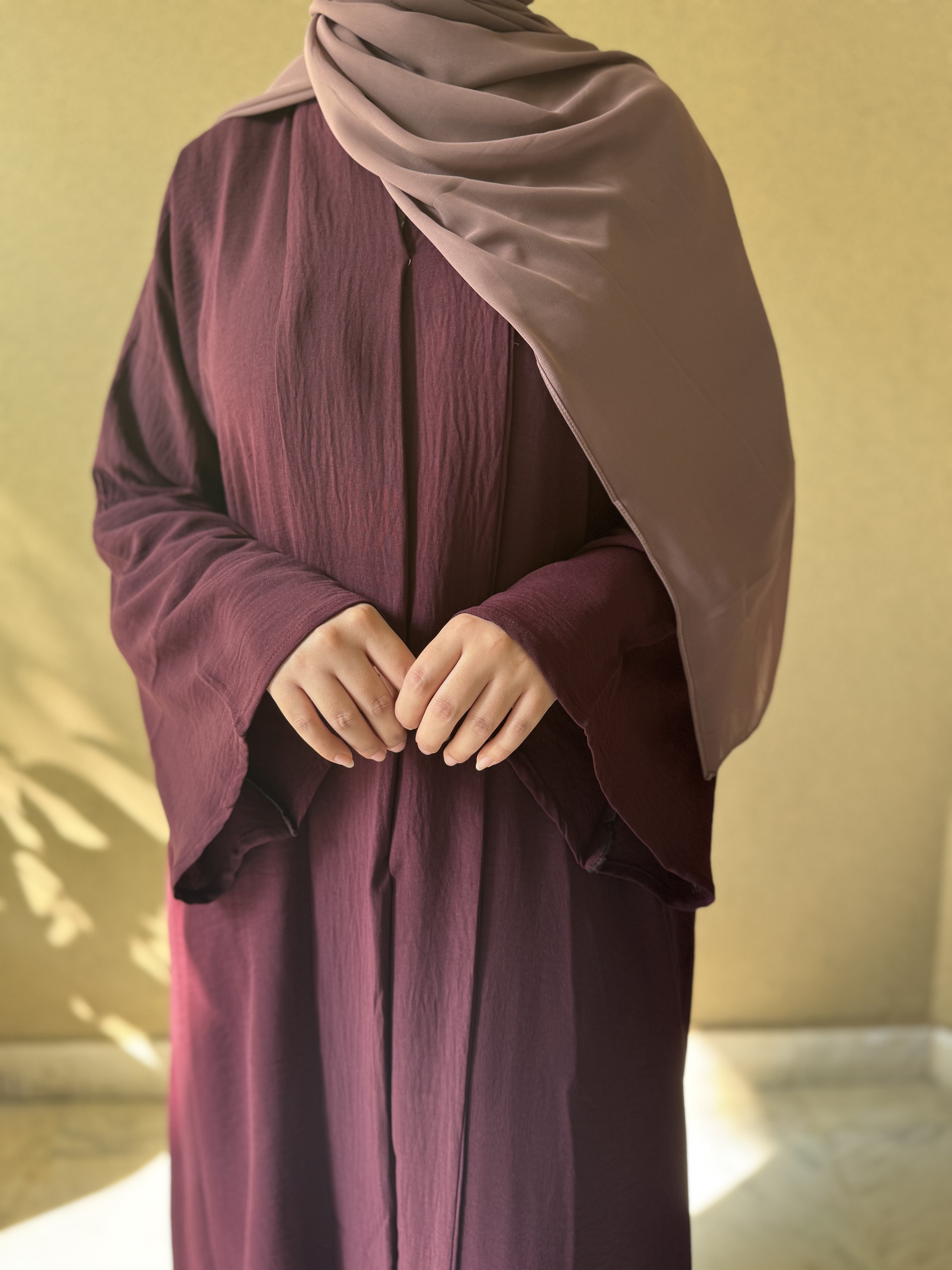 Modest Hues