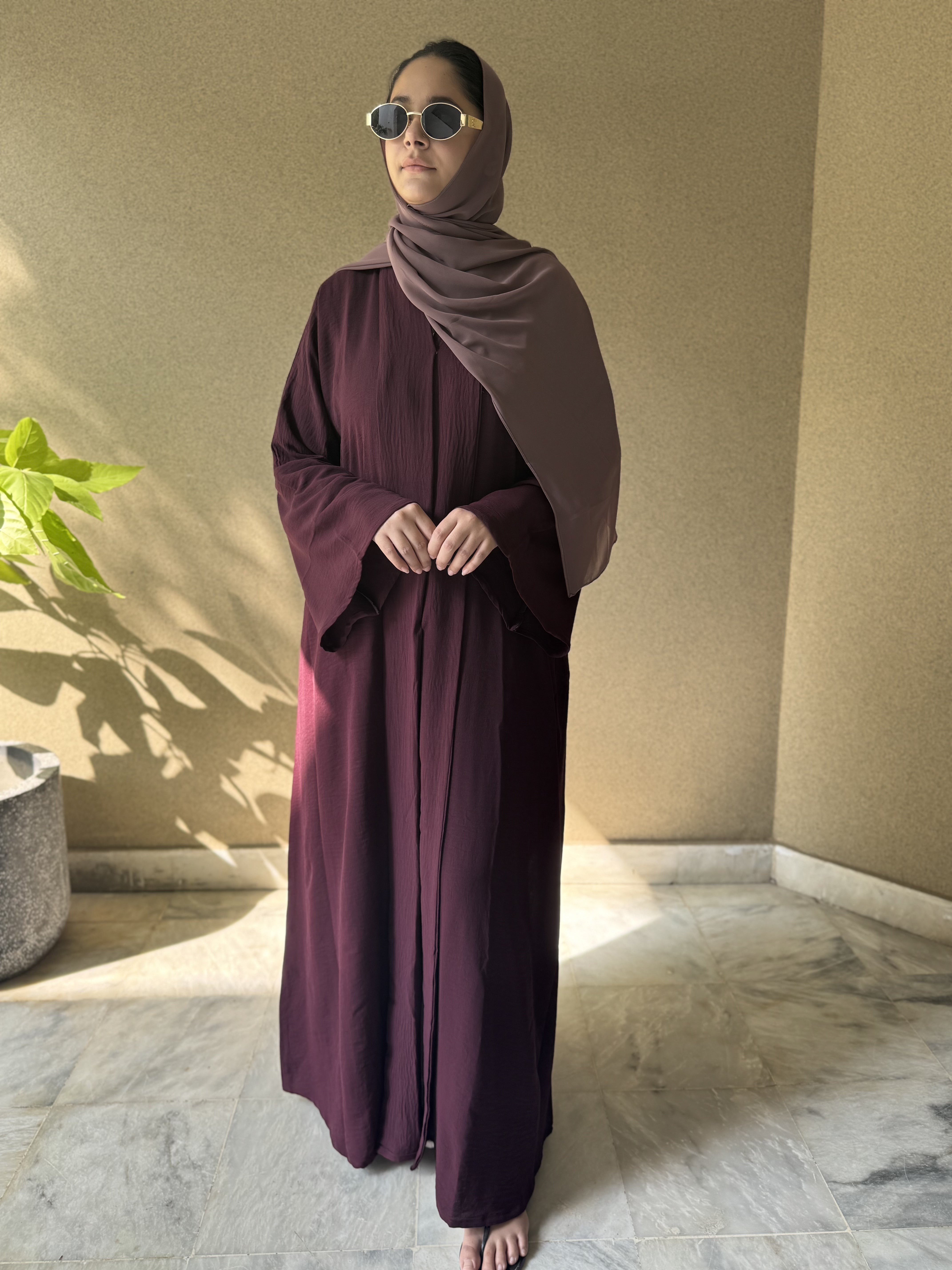 Modest Hues
